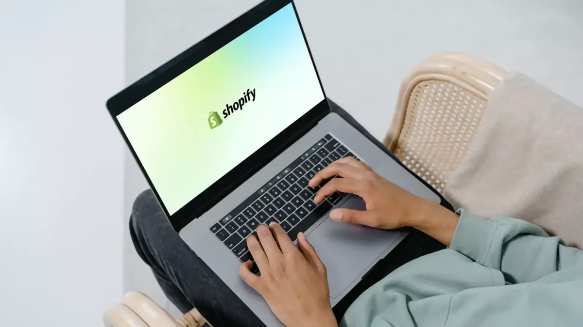 Shopify kargo teslimat ayarlarına bir bakış.